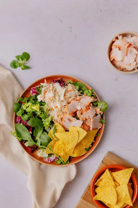 Atria_Nacho-kanasalaatti-1.webp