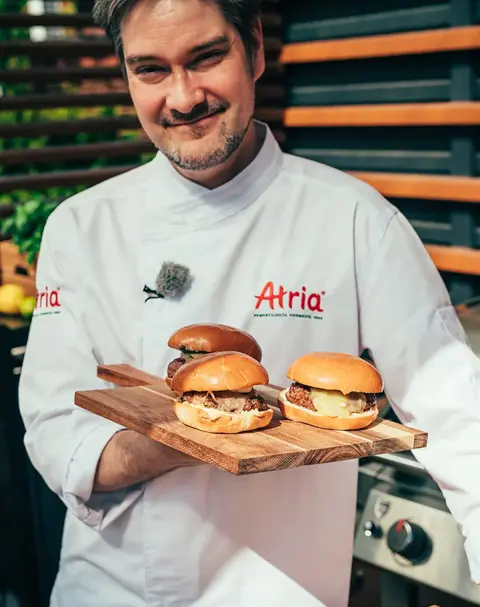 henri-alenin-juustoburgerit.webp