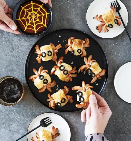 Halloween_720x910.webp