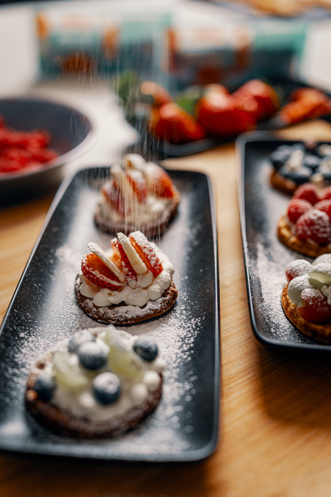 001 Heidi & Jessica 3-2025.jpg