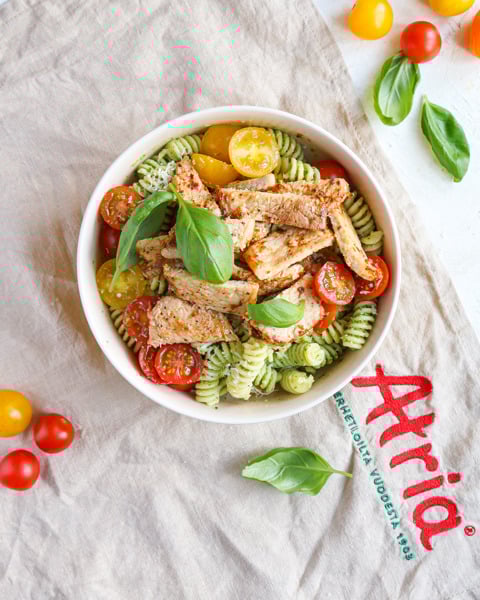 612104_minuuttifileet_pastasalaatti_4_5.jpg