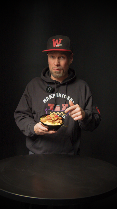 Jame MacAndCheese frame.png